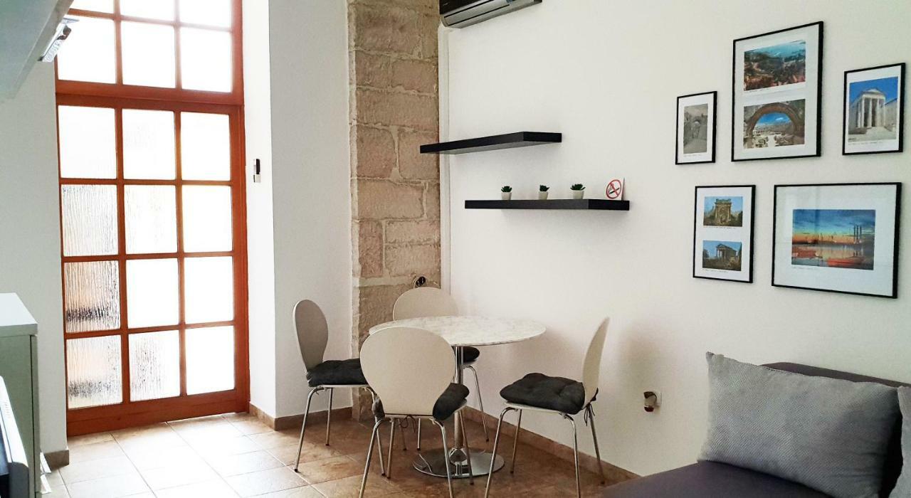 Apartman Kyra Pula Exterior foto